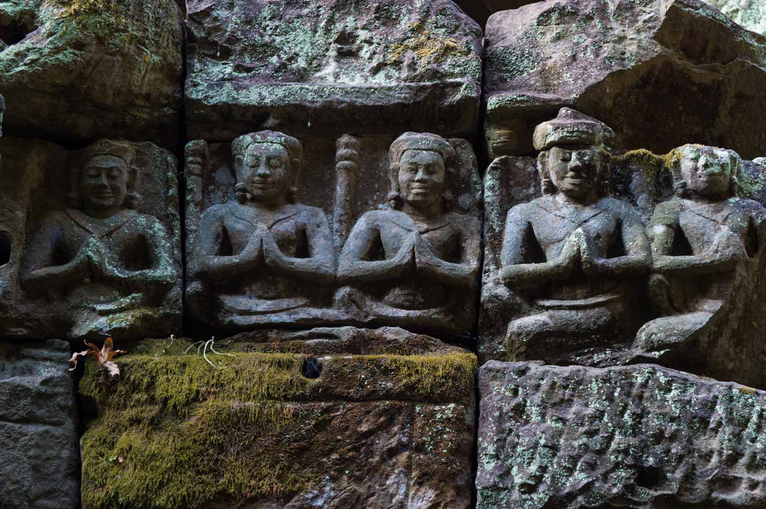 One of the amazing bas reliefs that can be found both outside and inside each temple; Nikon D4S, 62mm, f/5.6, 1/50s, ISO 800