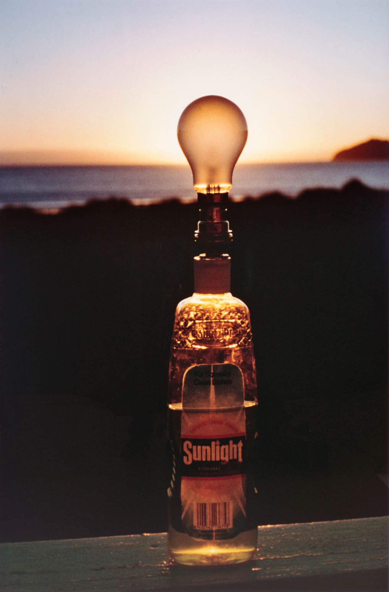 BILL CULBERT, “SUNSET I” (PHOTOGRAPH), 1990. AUCKLAND ART GALLERY TOI O T MAKI, GIFT OF THE PATRONS OF THE AUCKLAND ART GALLERY, 2001