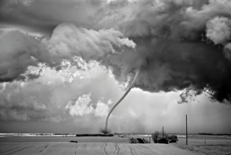 mitch-dobrowner-usa-sony-world-photography-awards-photographer-of-the-year-2012-335x224.jpeg